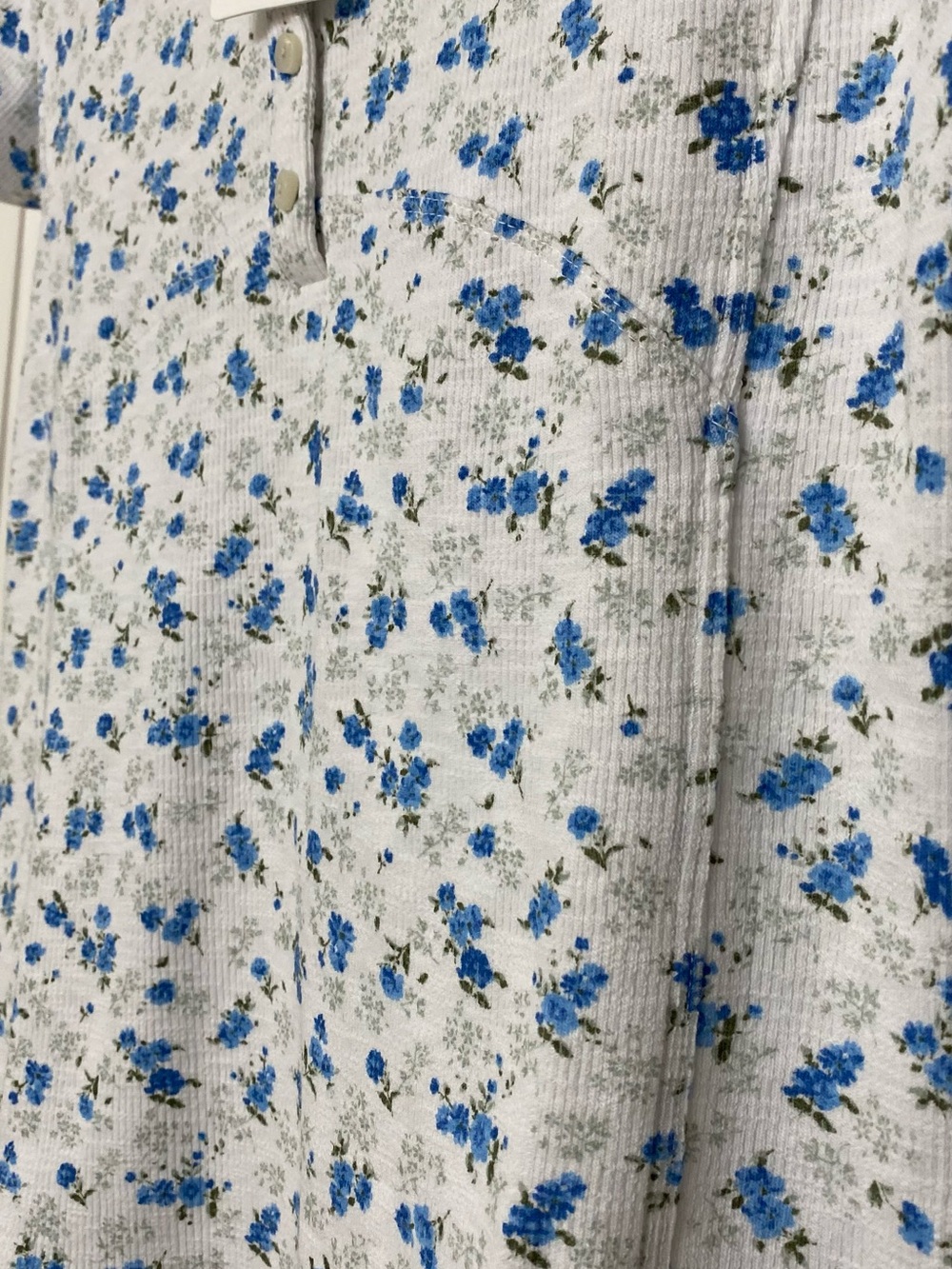 Lucky Brand White Short Sleeve Henley with Blue Floral Print - Picture 9 of 10